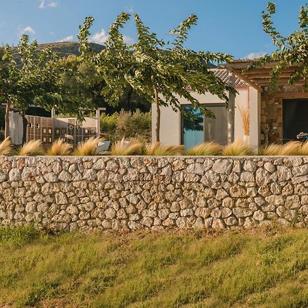 Spathes Suites Kefalonia - Luxury Suites Ratzaklion Bagian luar foto
