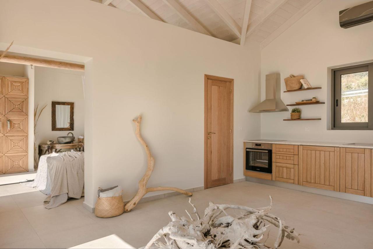 Spathes Suites Kefalonia - Luxury Suites Ratzaklion Bagian luar foto