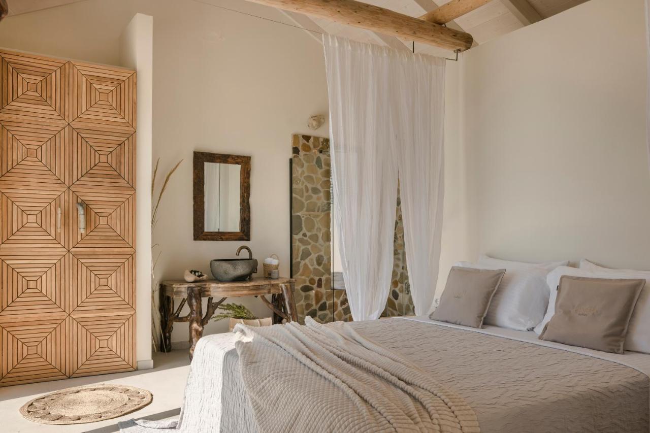 Spathes Suites Kefalonia - Luxury Suites Ratzaklion Bagian luar foto