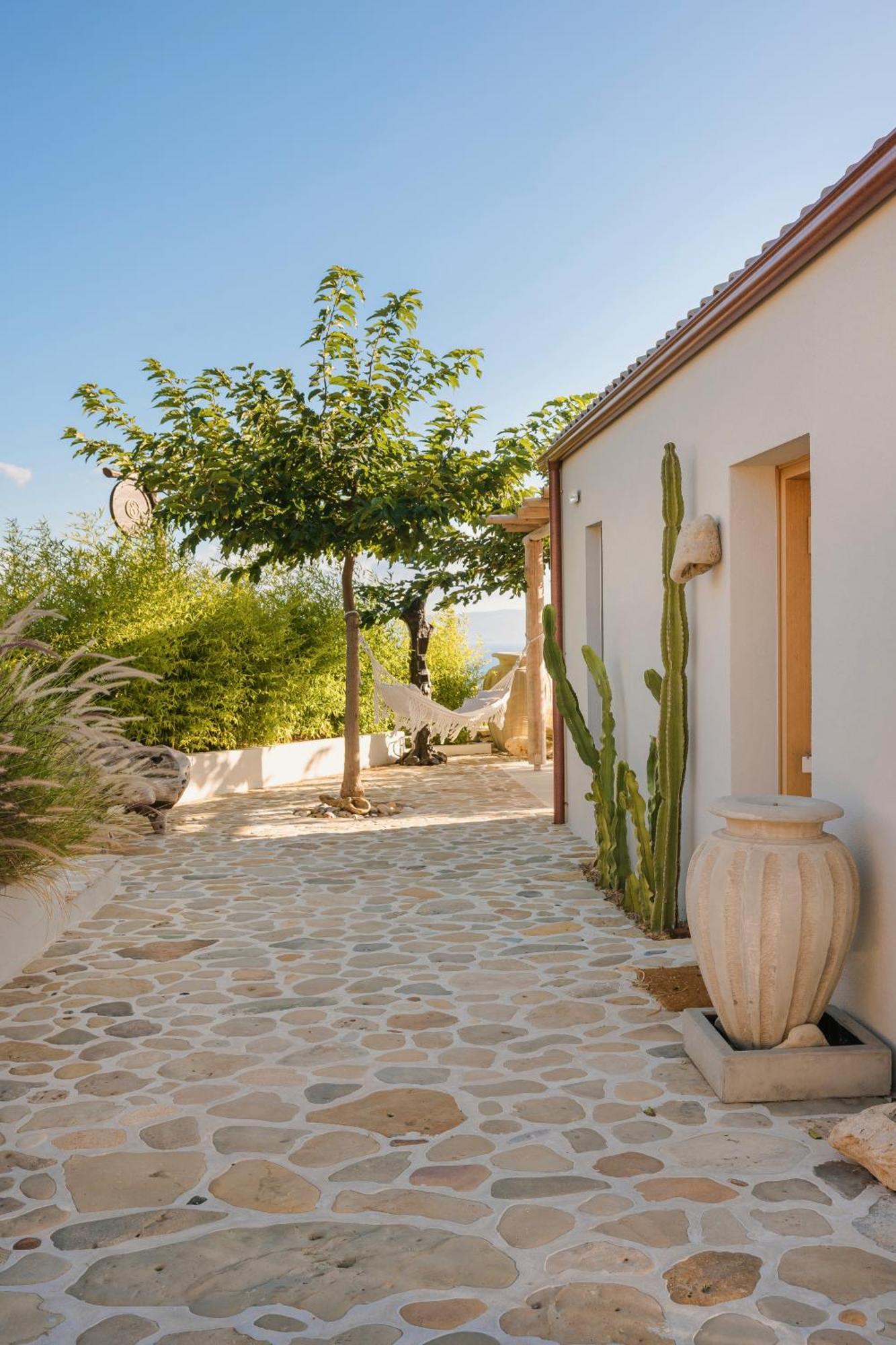 Spathes Suites Kefalonia - Luxury Suites Ratzaklion Bagian luar foto